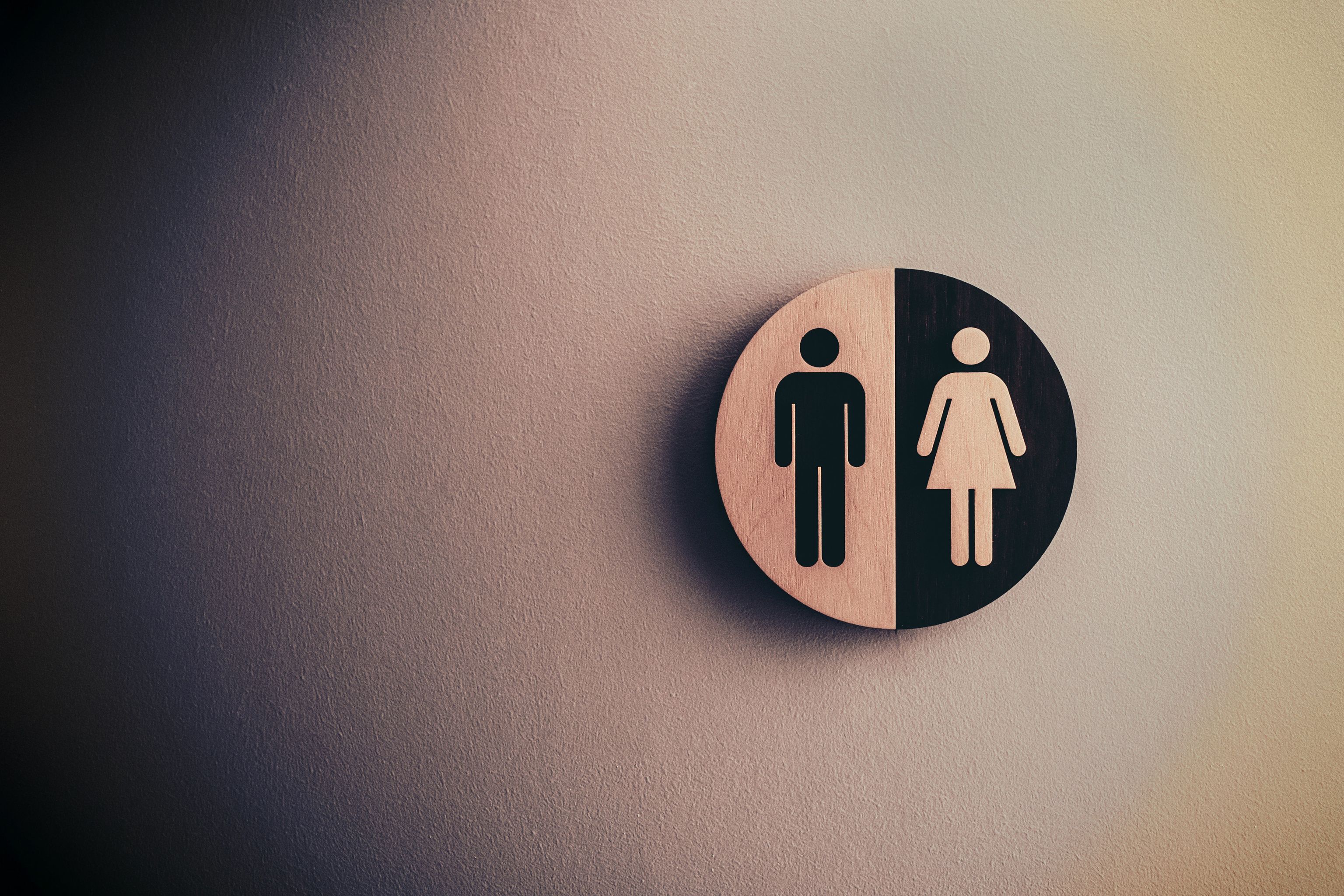 Are Bidets Designed for Men AND Women? (The Answer is Yes!)